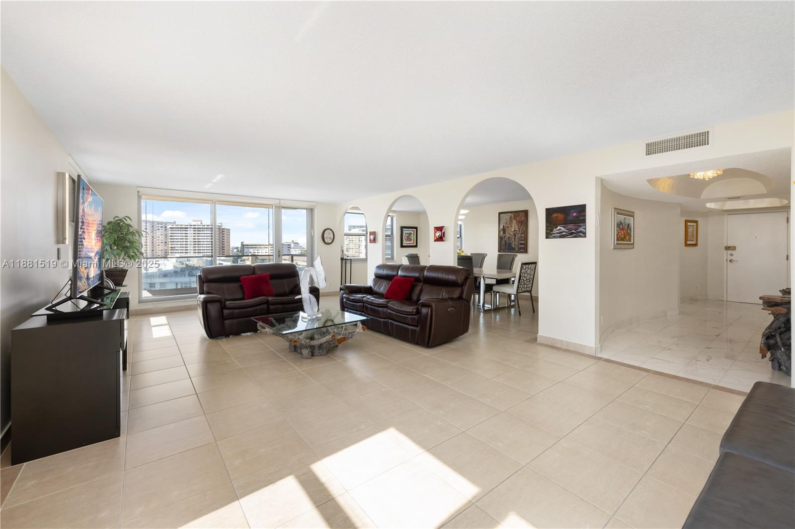 1920 S Ocean Dr #7A