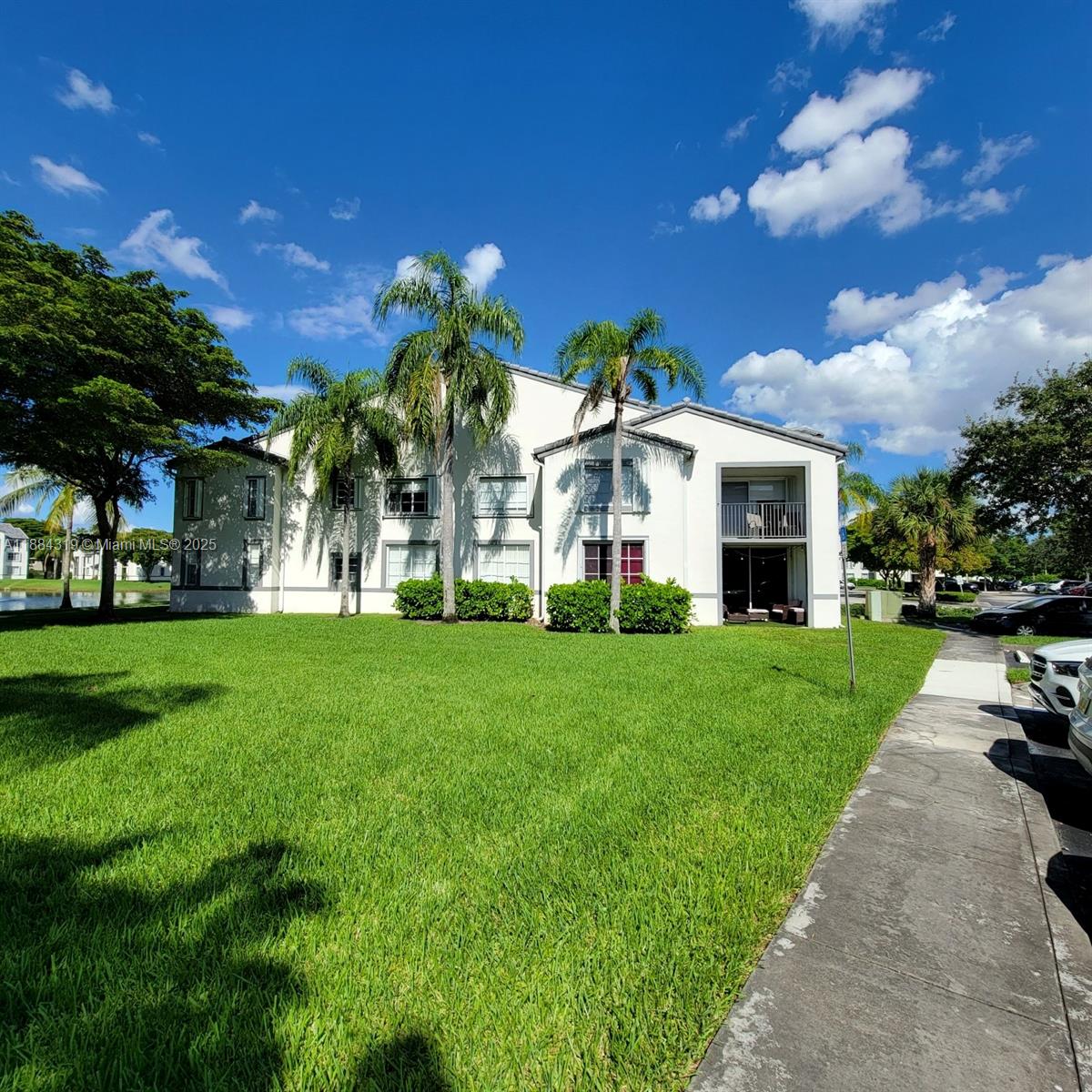 4370 NW 107th Ave #107