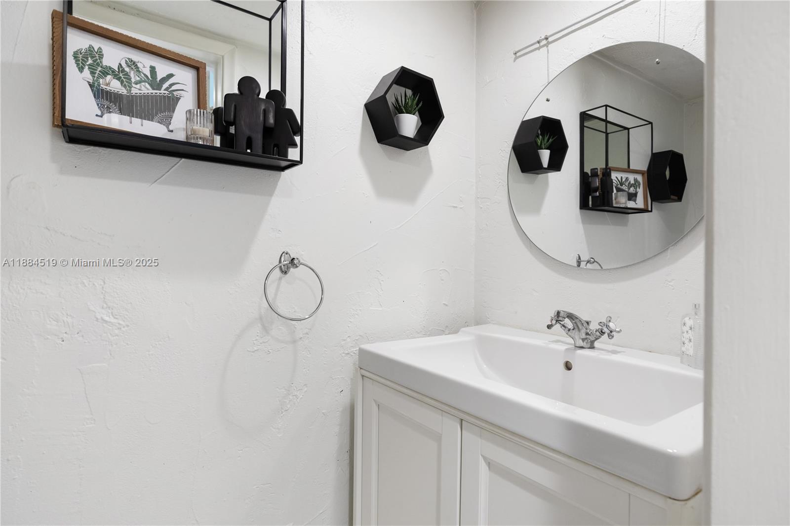 6884 N Kendall Dr #C401 Pinecrest, FL 33156