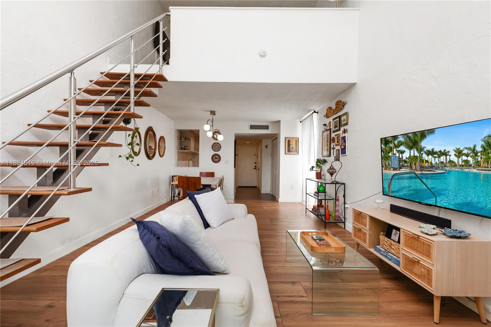 6884 N Kendall Dr #C401 Pinecrest, FL 33156