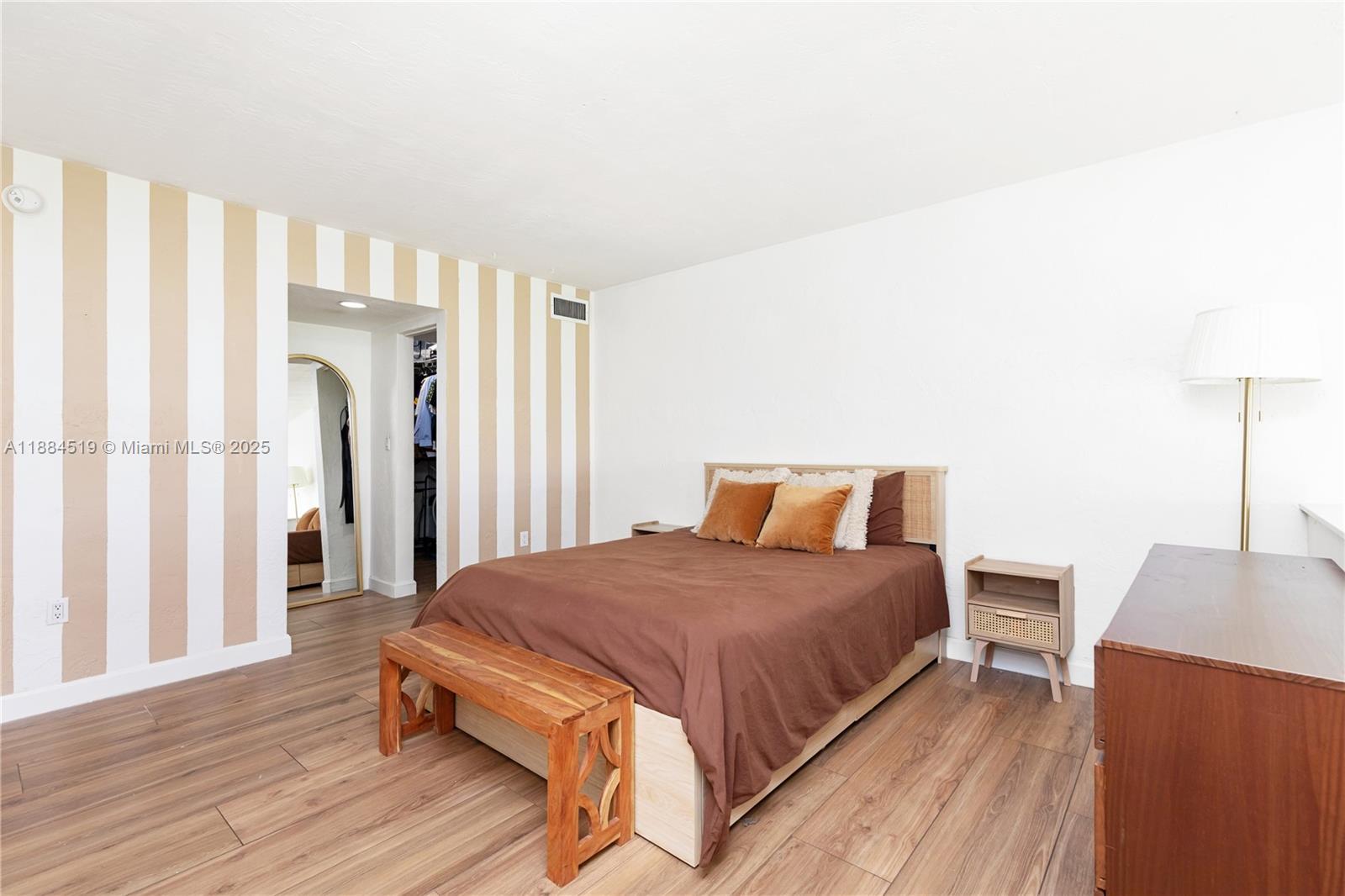 6884 N Kendall Dr #C401 Pinecrest, FL 33156