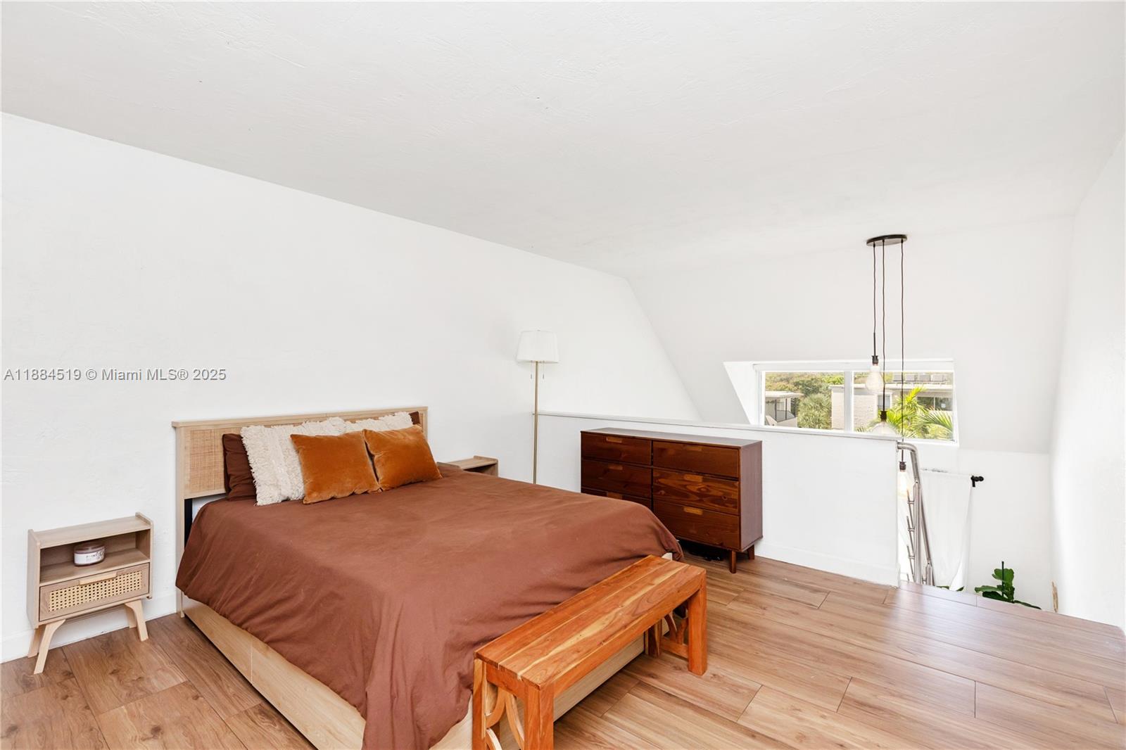 6884 N Kendall Dr #C401 Pinecrest, FL 33156