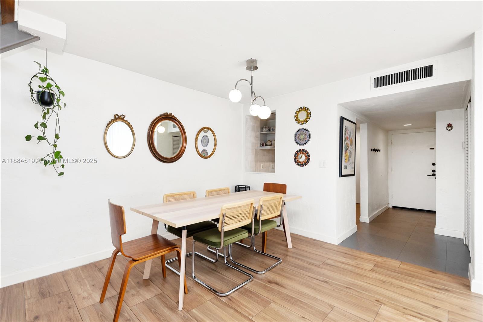 6884 N Kendall Dr #C401 Pinecrest, FL 33156