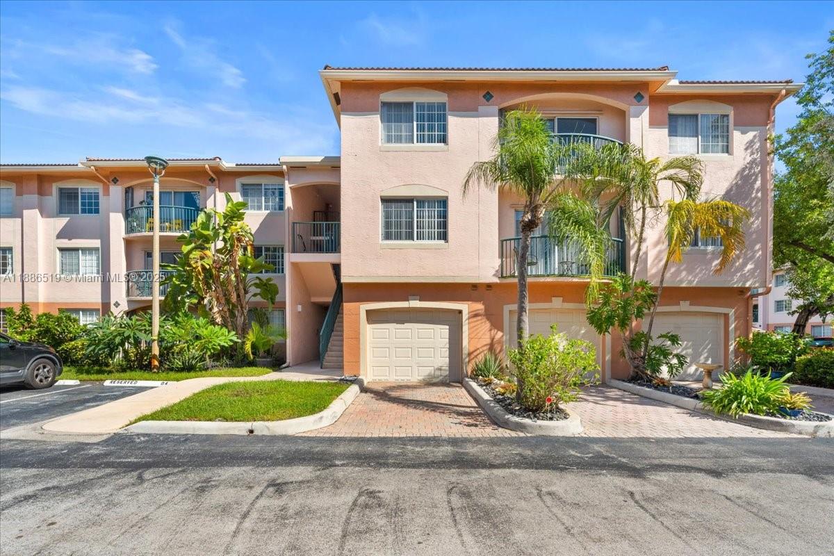 2021 SE 10th Ave #212