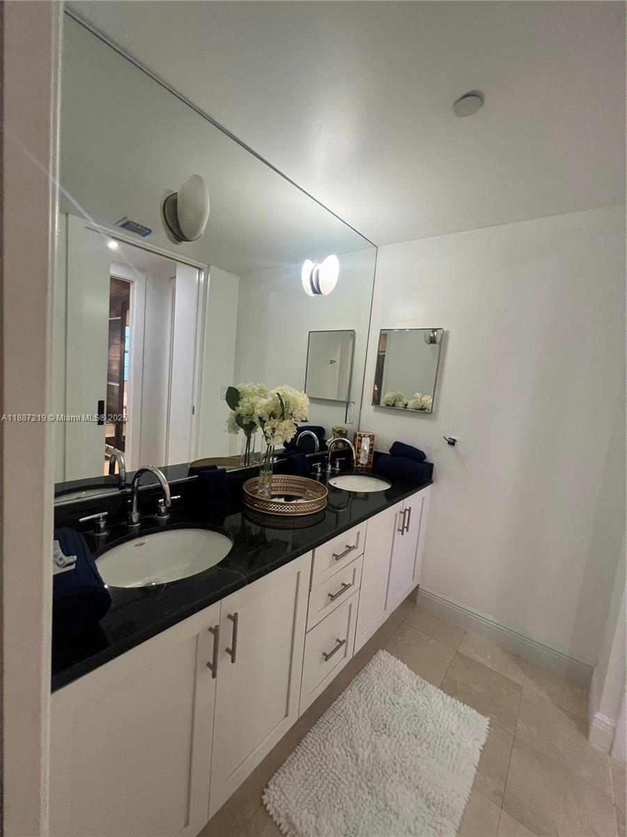 6917 Collins Ave #PH09 Miami Beach, FL 33141