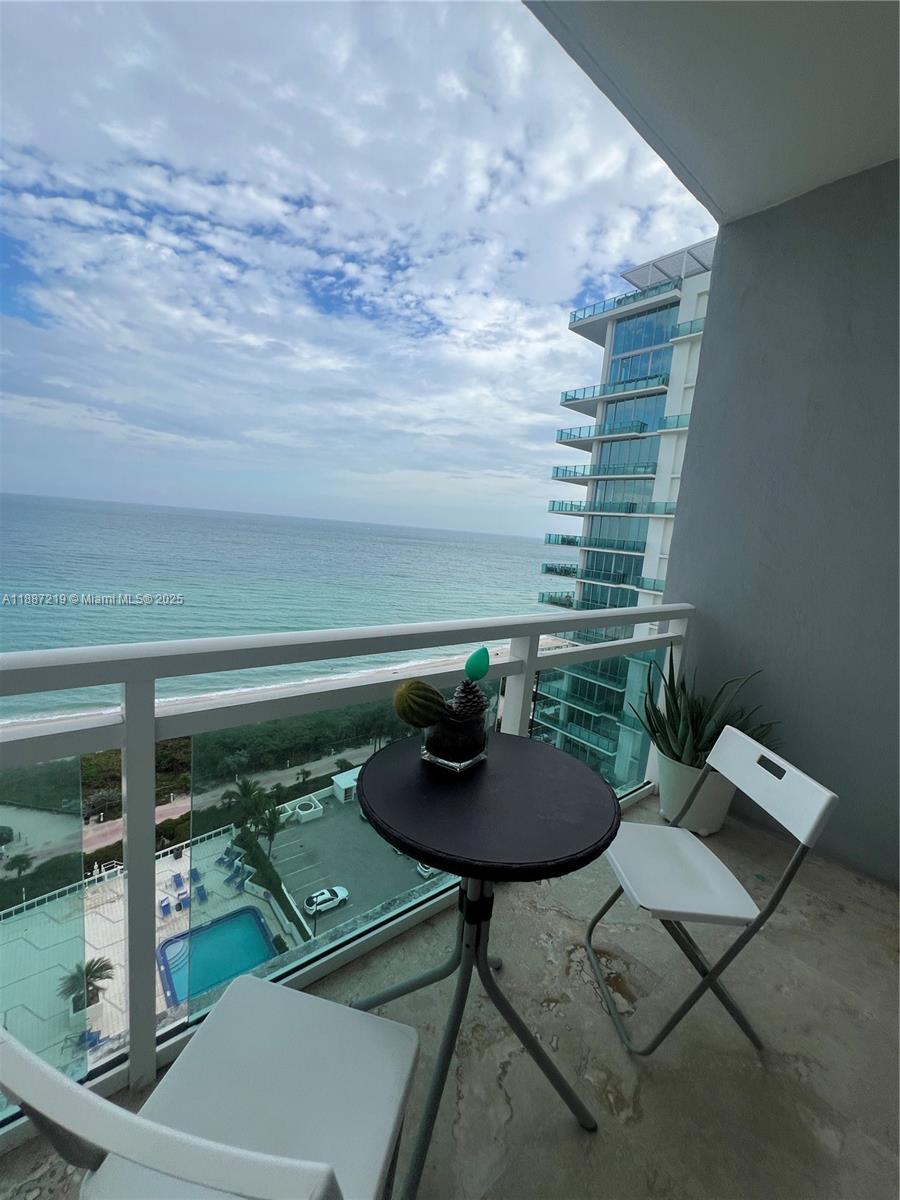 6917 Collins Ave #PH09 Miami Beach, FL 33141