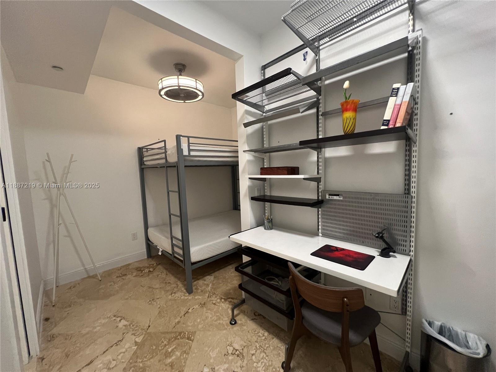 6917 Collins Ave #PH09 Miami Beach, FL 33141