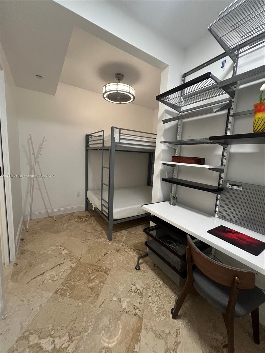 6917 Collins Ave #PH09 Miami Beach, FL 33141