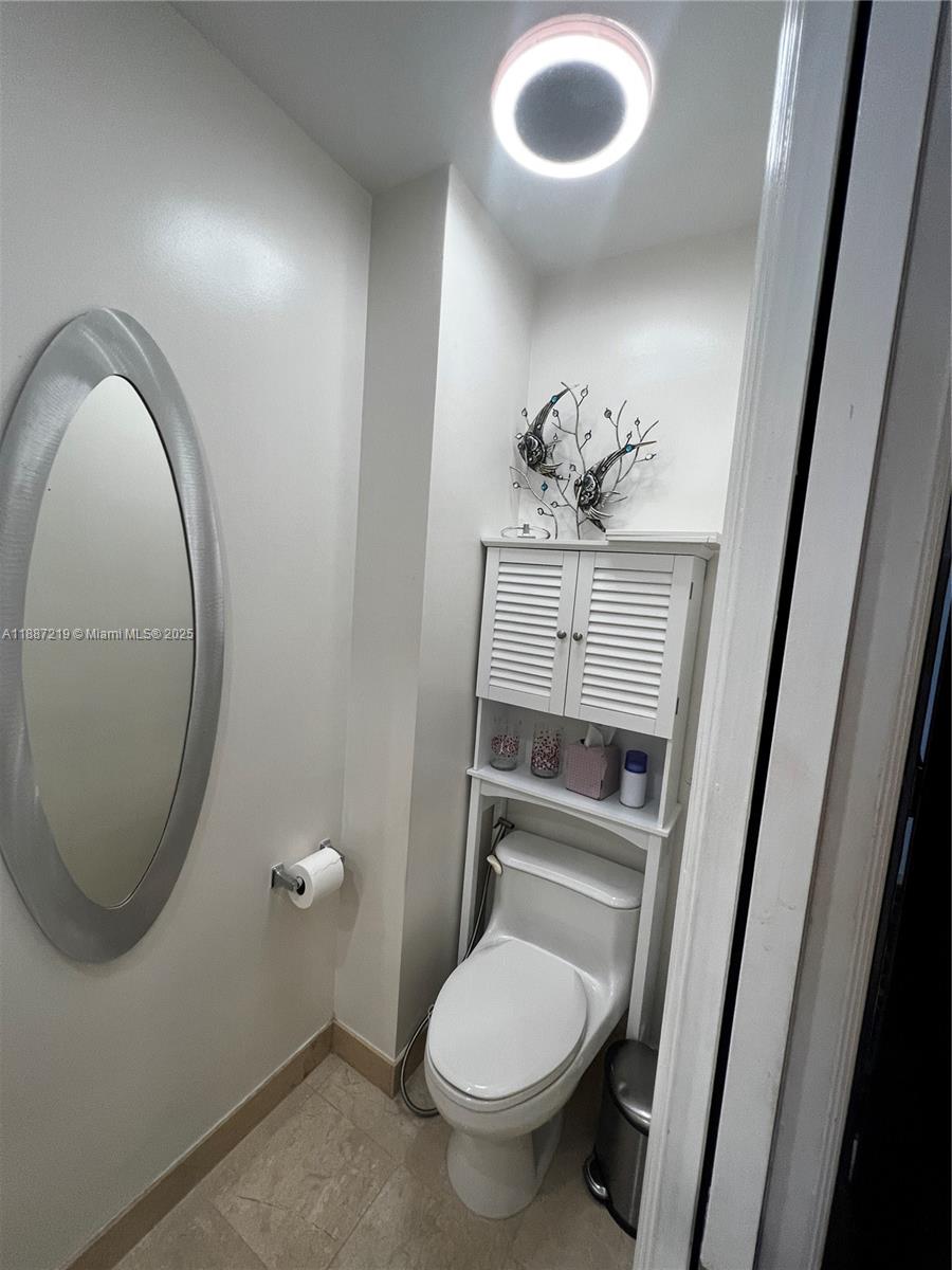 6917 Collins Ave #PH09 Miami Beach, FL 33141