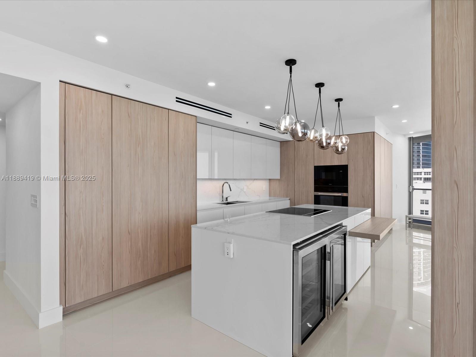 3101 S Ocean Dr #1608 Hollywood, FL 33019