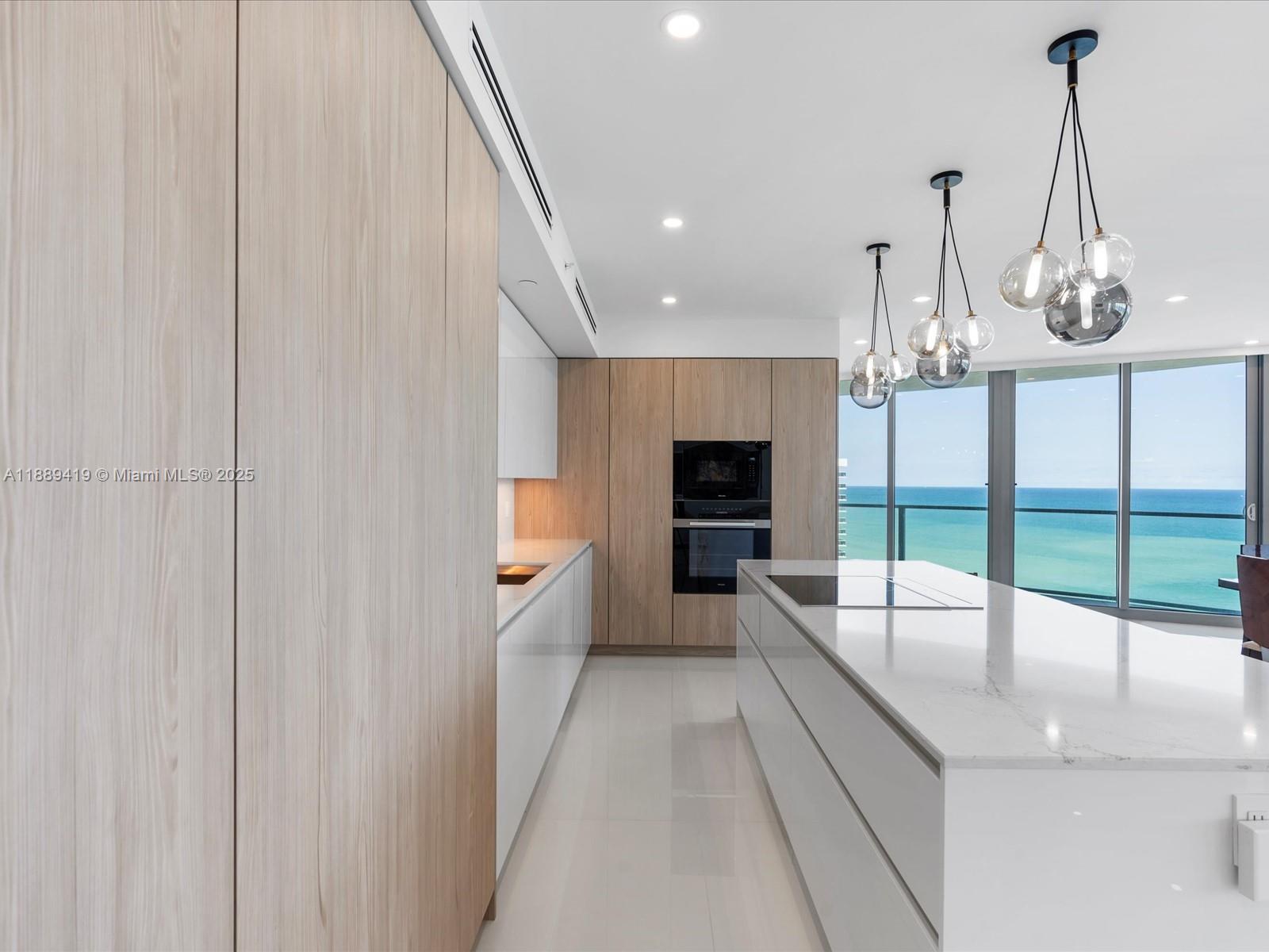 3101 S Ocean Dr #1608 Hollywood, FL 33019