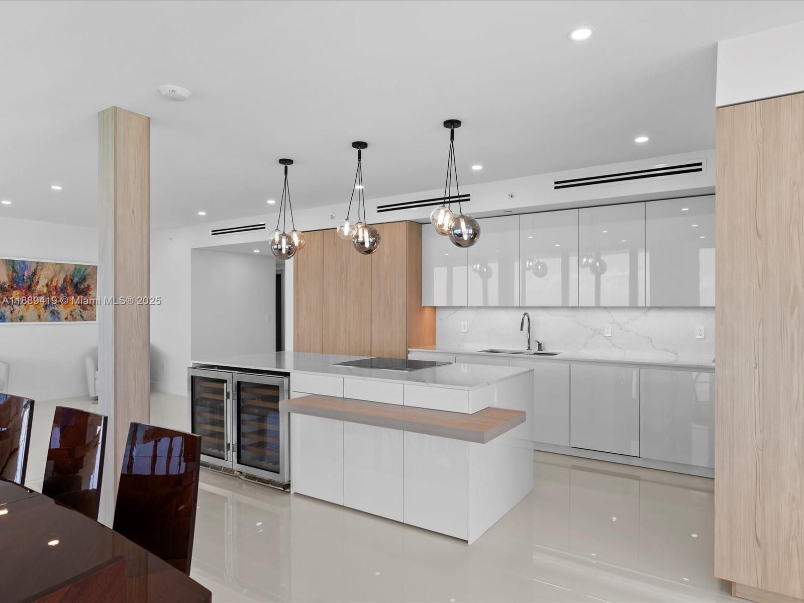 3101 S Ocean Dr #1608 Hollywood, FL 33019