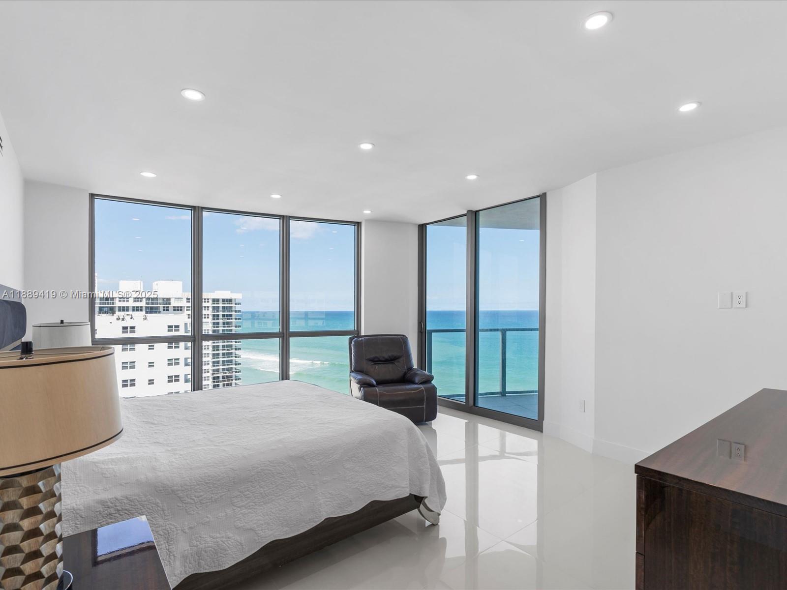 3101 S Ocean Dr #1608 Hollywood, FL 33019