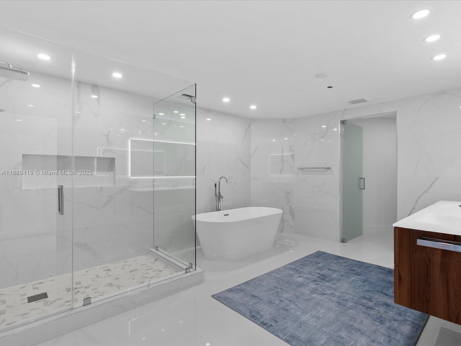 3101 S Ocean Dr #1608 Hollywood, FL 33019