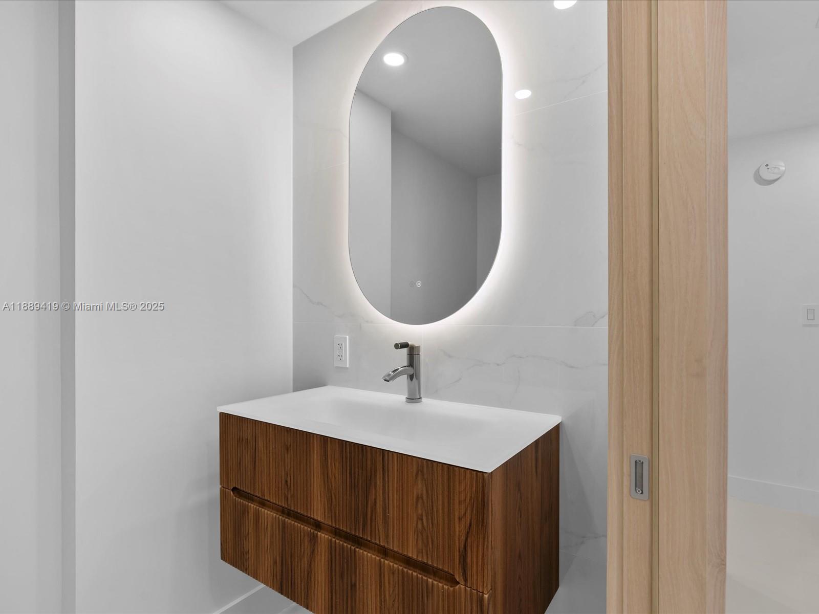 3101 S Ocean Dr #1608 Hollywood, FL 33019