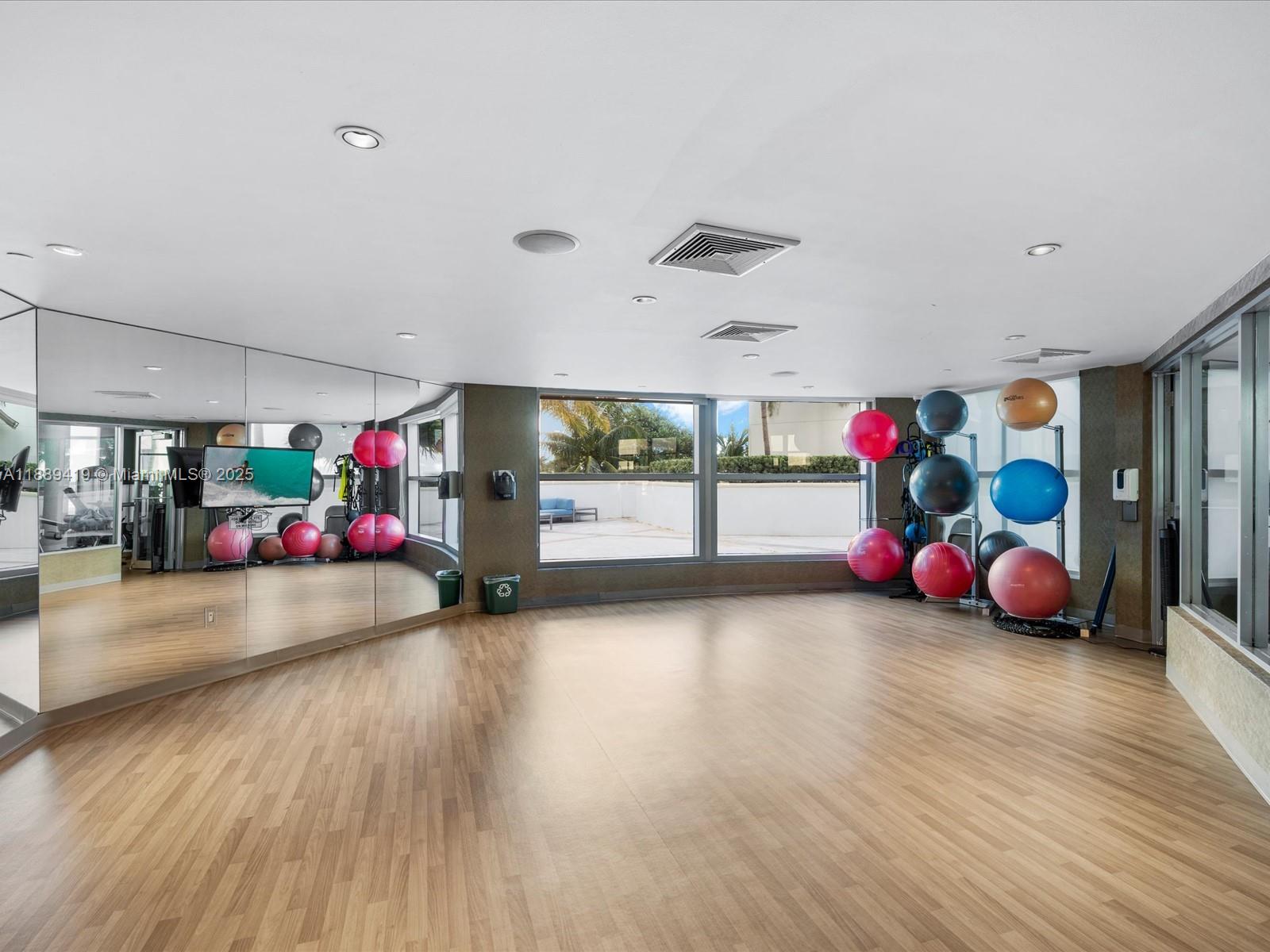 3101 S Ocean Dr #1608 Hollywood, FL 33019