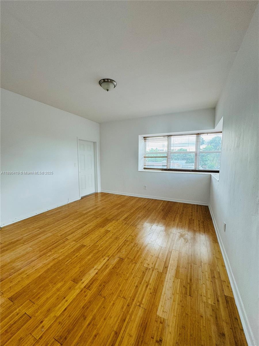 1905 Calais Dr #5 Miami Beach, FL 33141