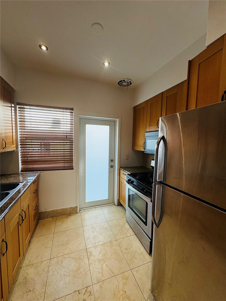 1905 Calais Dr #5 Miami Beach, FL 33141