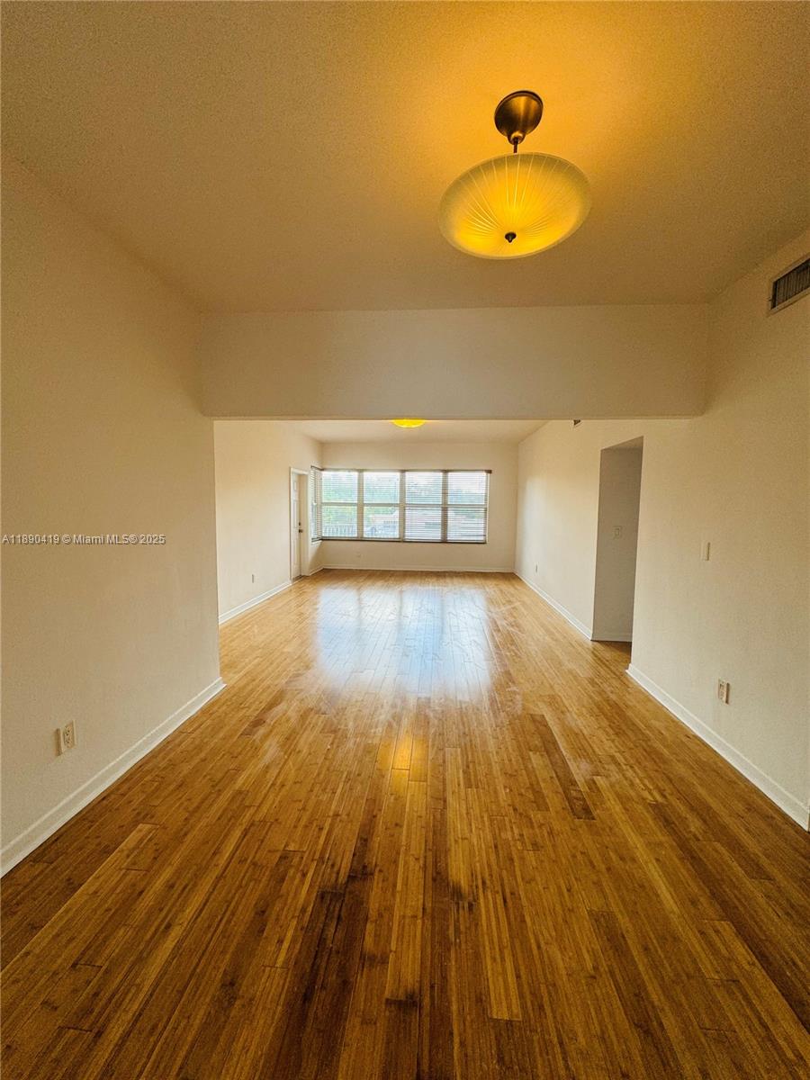 1905 Calais Dr #5 Miami Beach, FL 33141