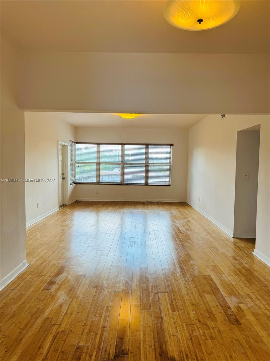 1905 Calais Dr #5 Miami Beach, FL 33141