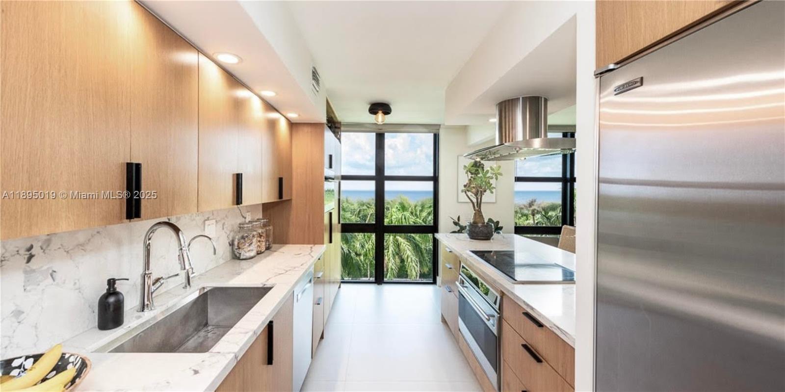 image Towers Of Key Biscayne4