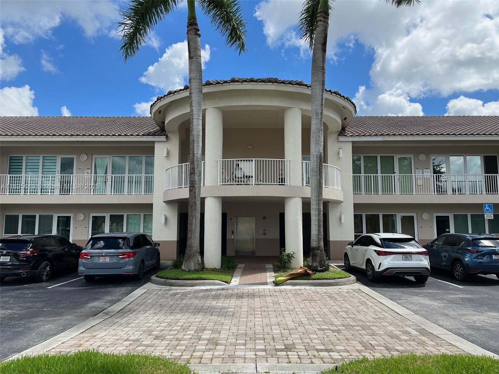 5220 S University Dr #106C