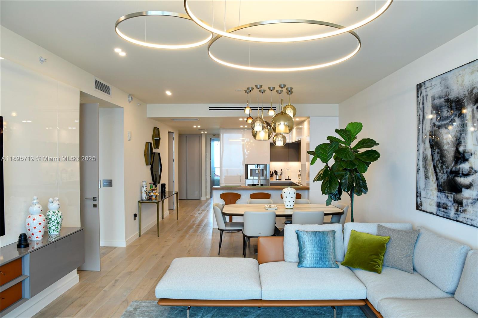 15701 Collins Ave #4403 Sunny Isles Beach, FL 33160