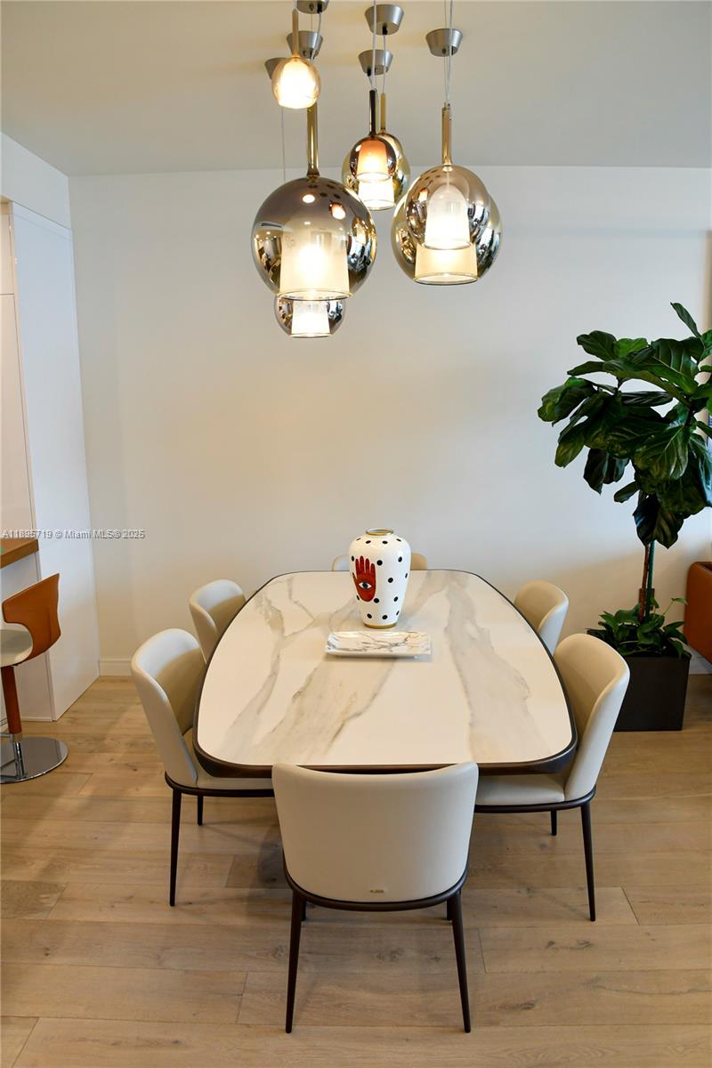 15701 Collins Ave #4403 Sunny Isles Beach, FL 33160