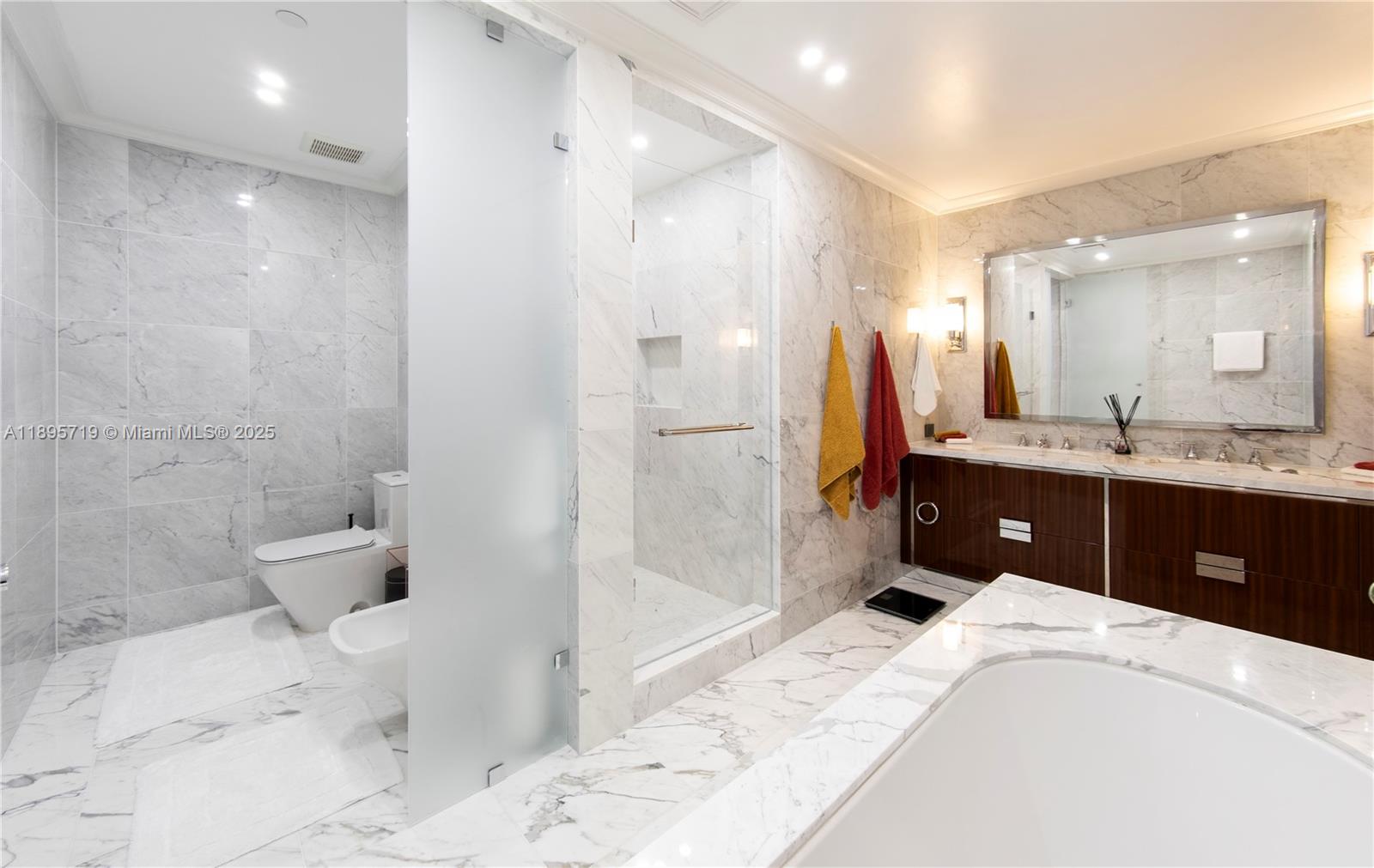 15701 Collins Ave #4403 Sunny Isles Beach, FL 33160