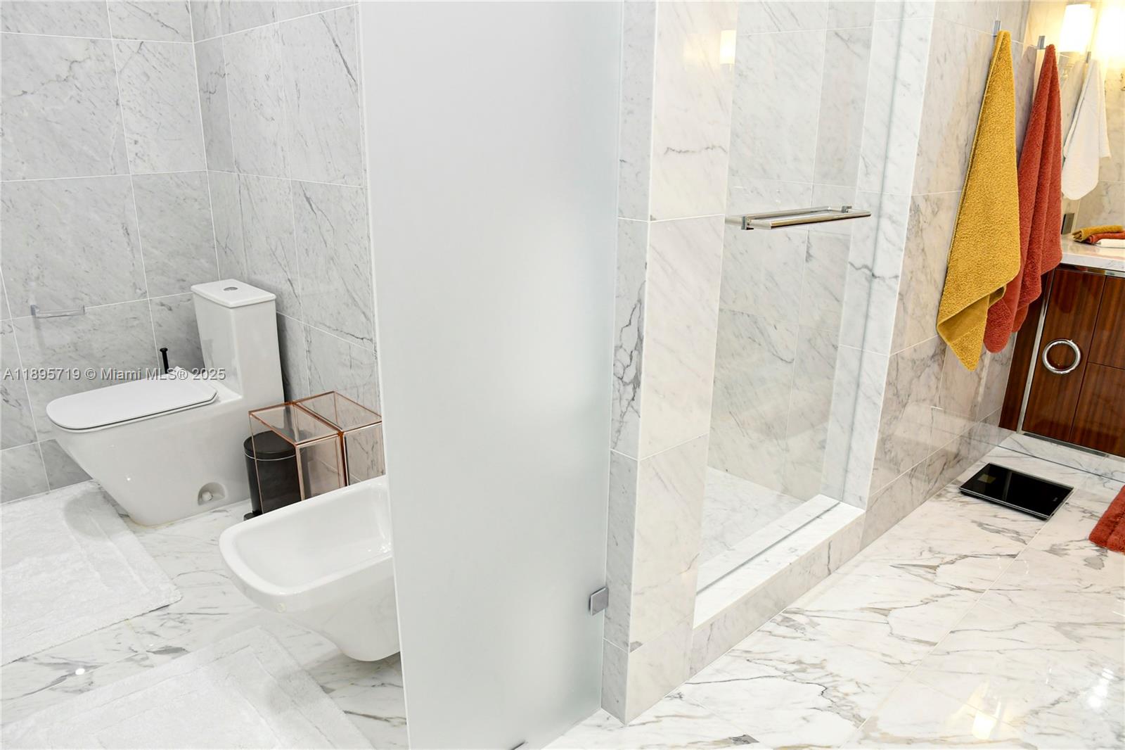 15701 Collins Ave #4403 Sunny Isles Beach, FL 33160