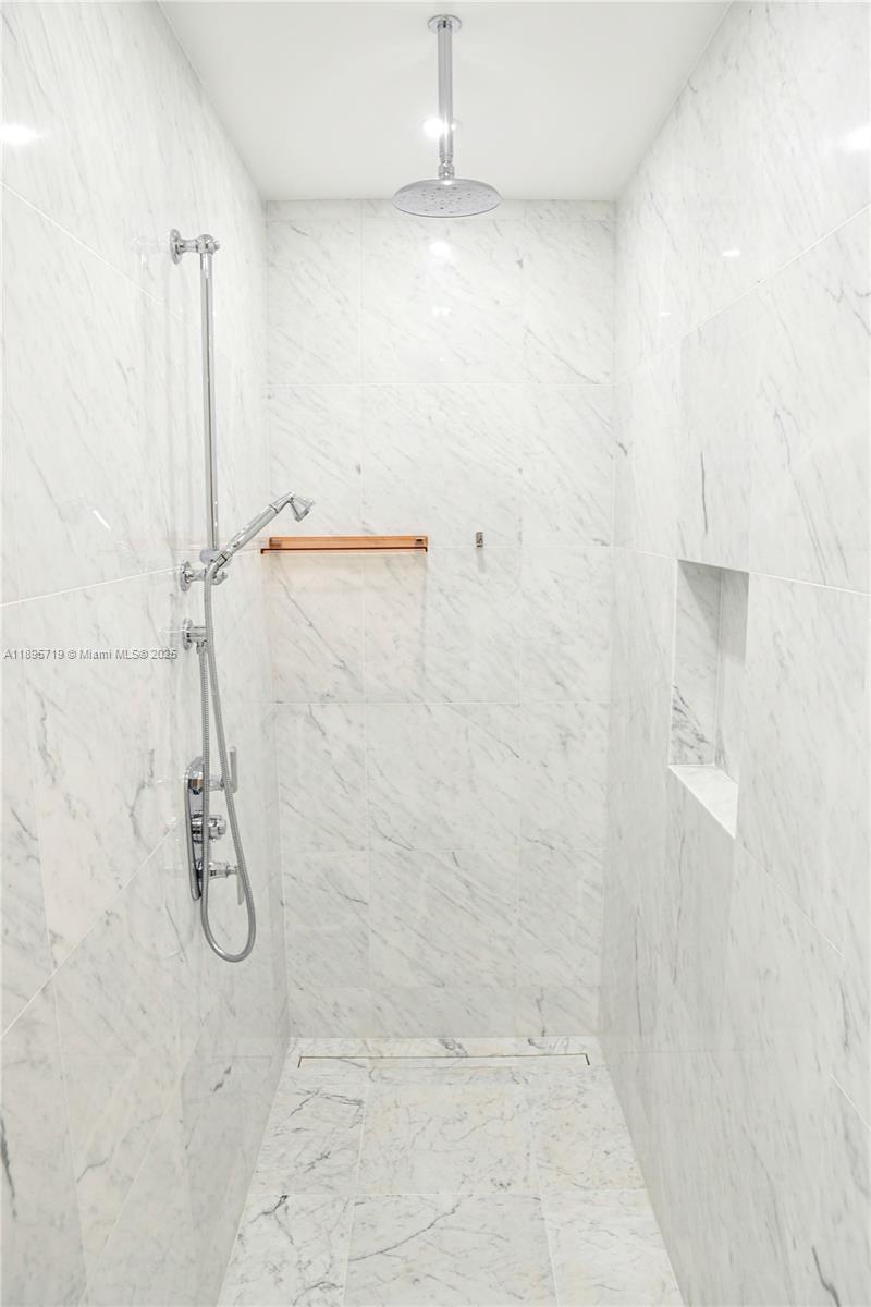 15701 Collins Ave #4403 Sunny Isles Beach, FL 33160