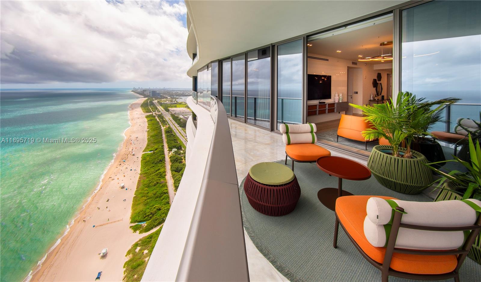 15701 Collins Ave #4403 Sunny Isles Beach, FL 33160