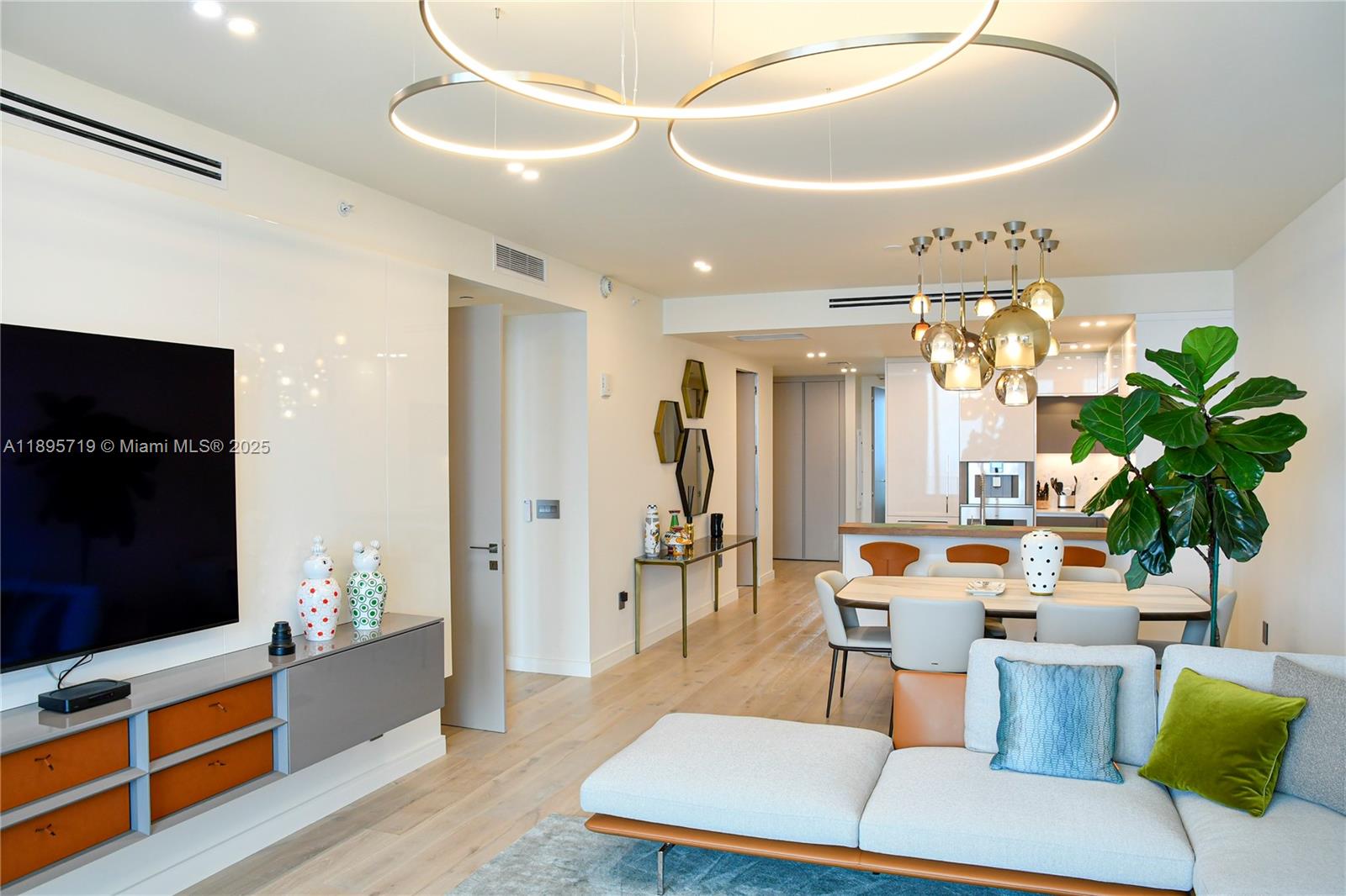 15701 Collins Ave #4403 Sunny Isles Beach, FL 33160