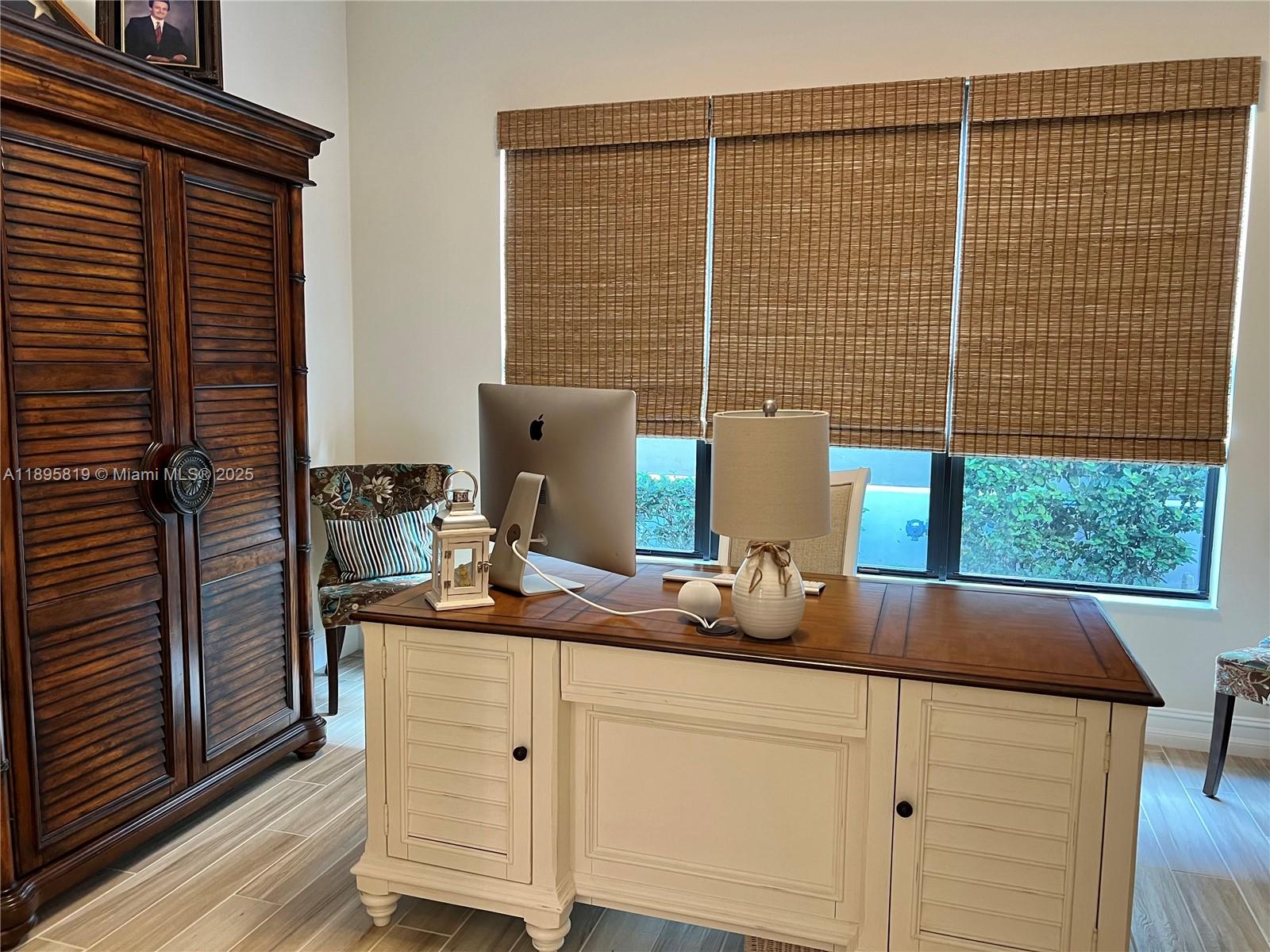 11985 N Kalmar Cir N Parkland, FL 33076