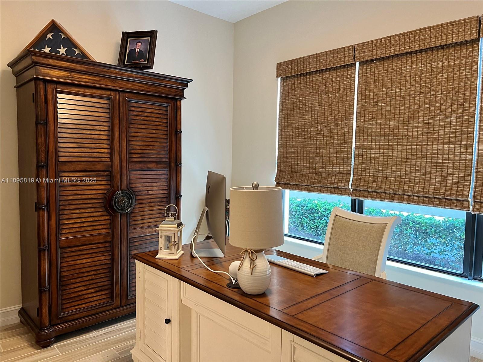 11985 N Kalmar Cir N Parkland, FL 33076