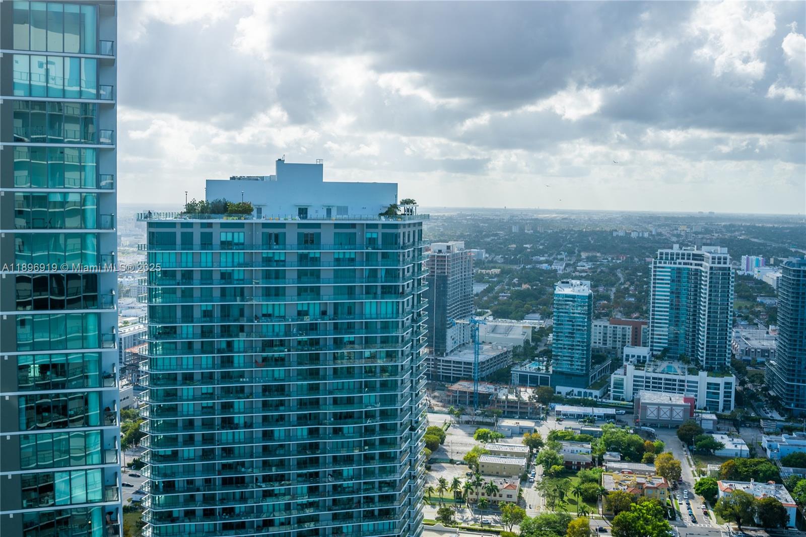 3131 NE 7th Ave #PH4903 Miami, FL 33137 3131 NE 7th Ave #PH4903 Miami, FL 33137