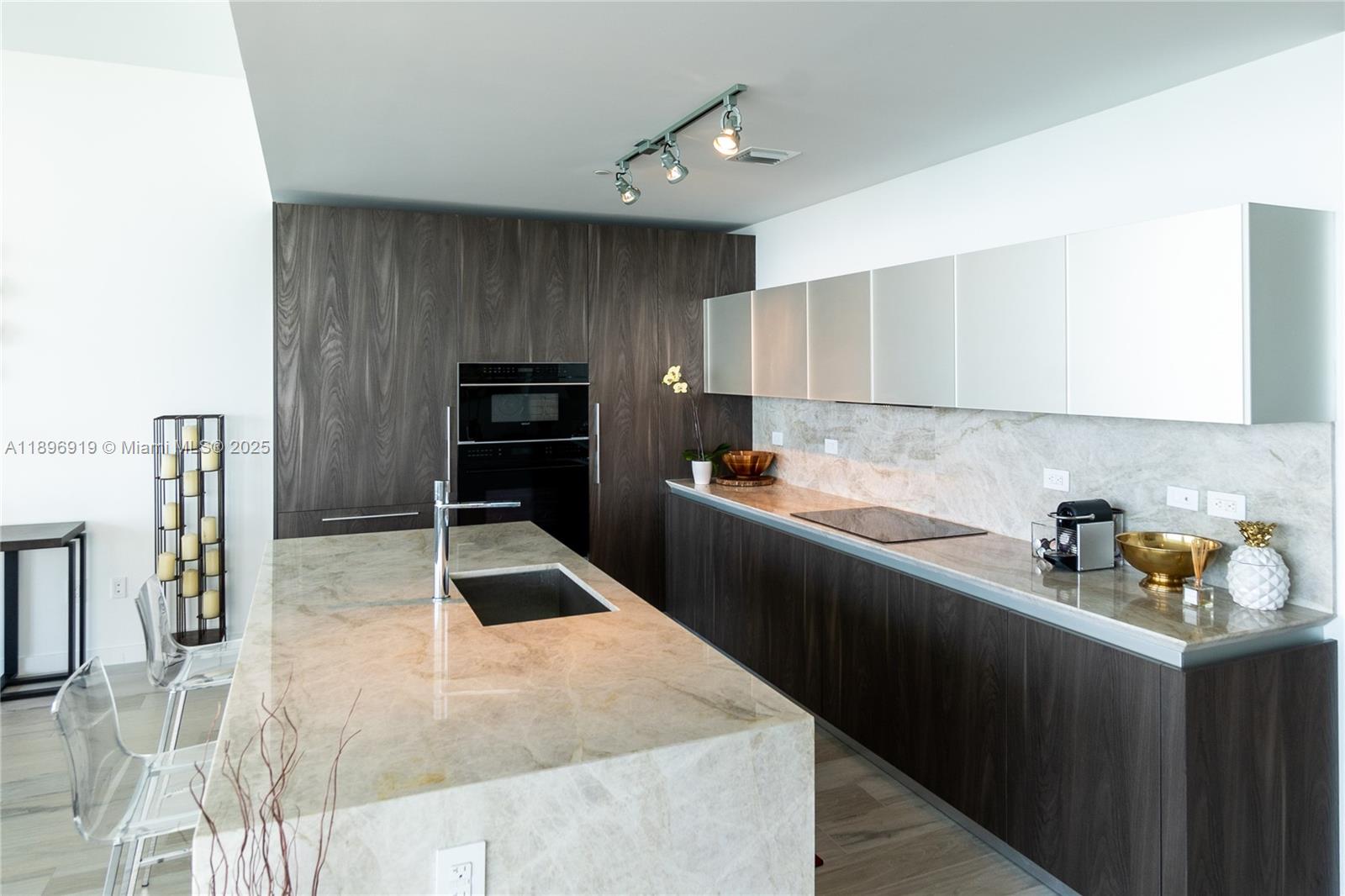 3131 NE 7th Ave #PH4903 Miami, FL 33137 3131 NE 7th Ave #PH4903 Miami, FL 33137