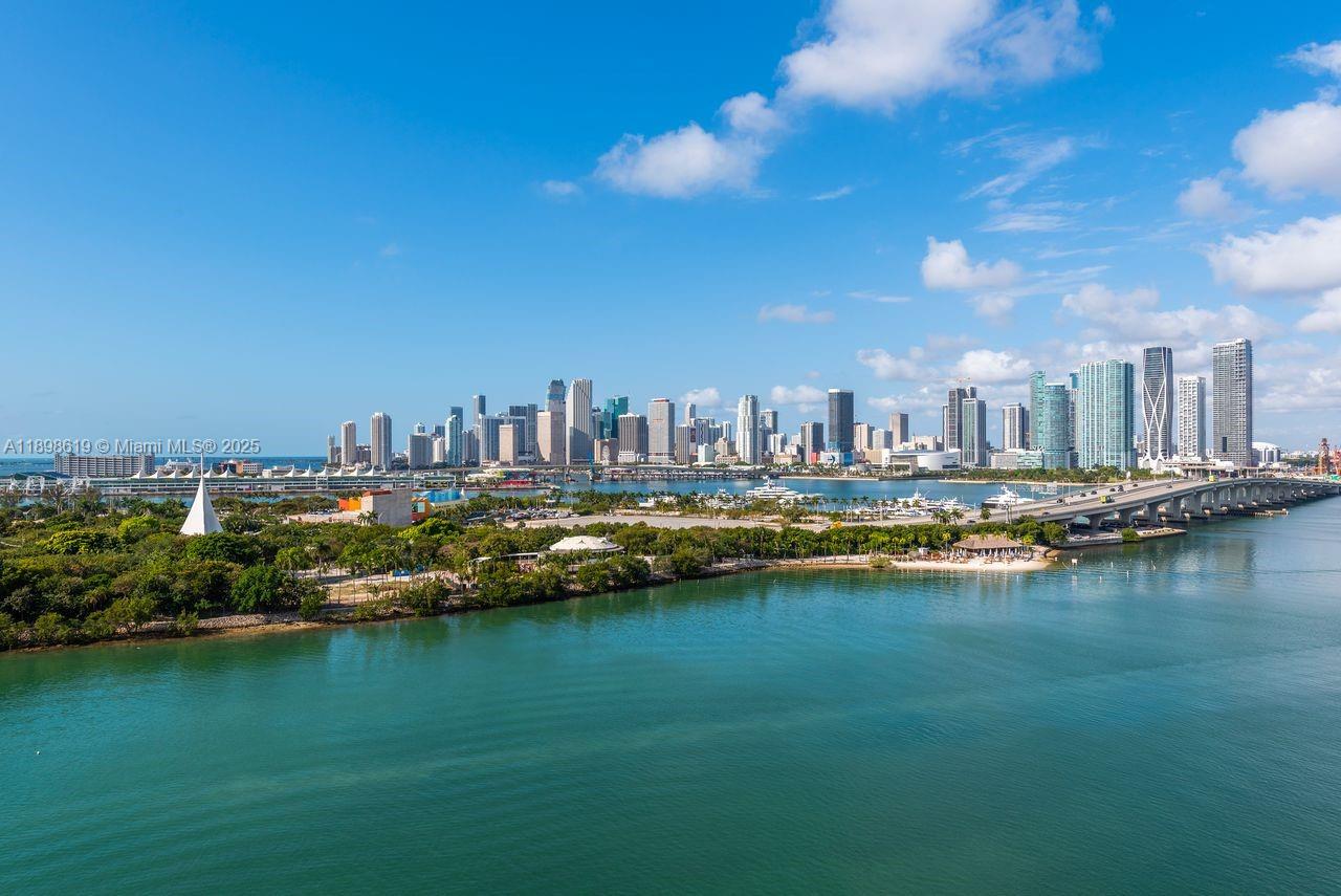 image One Venetian Way9