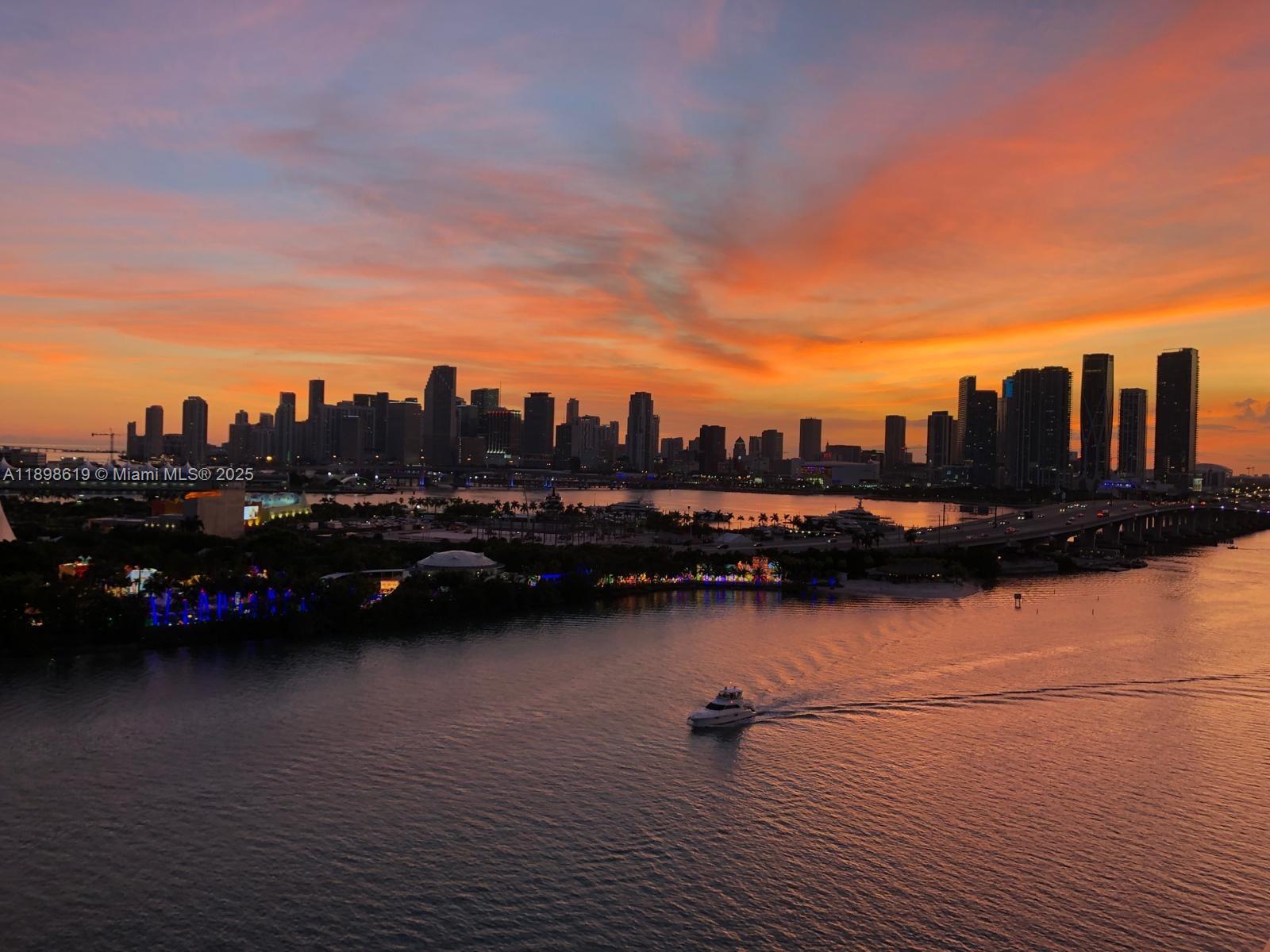 image One Venetian Way10