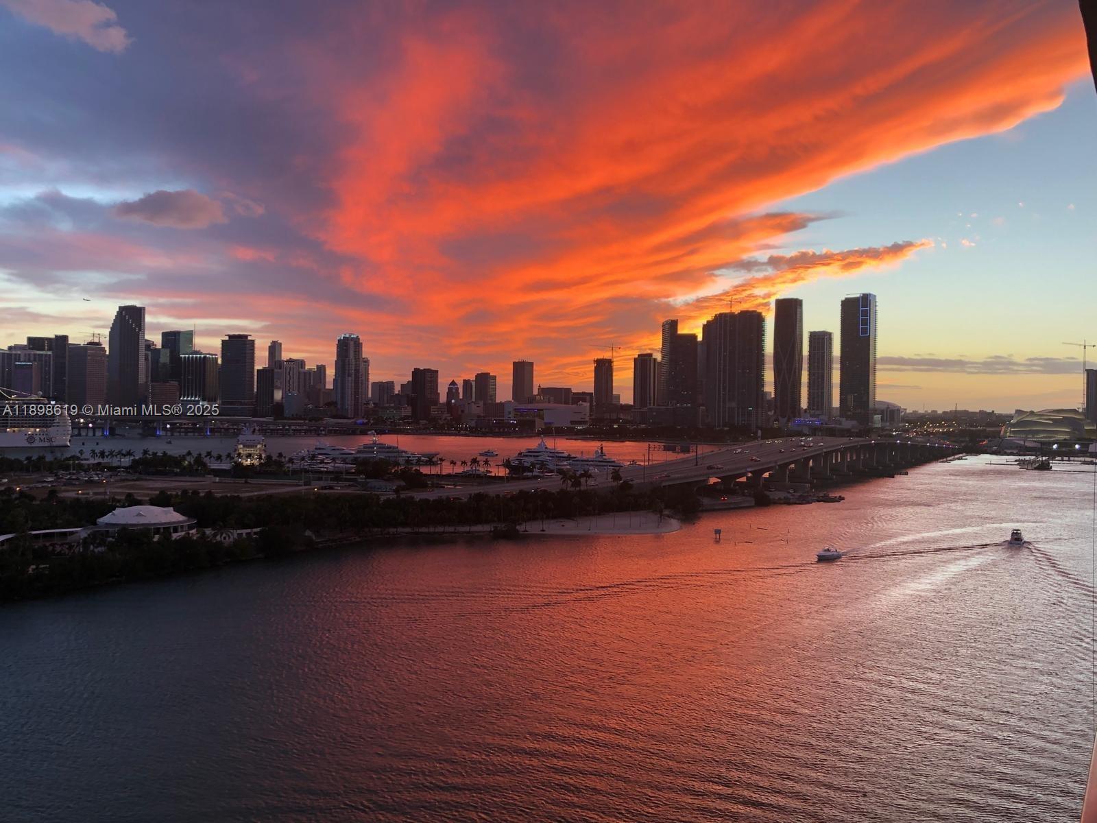 image One Venetian Way11