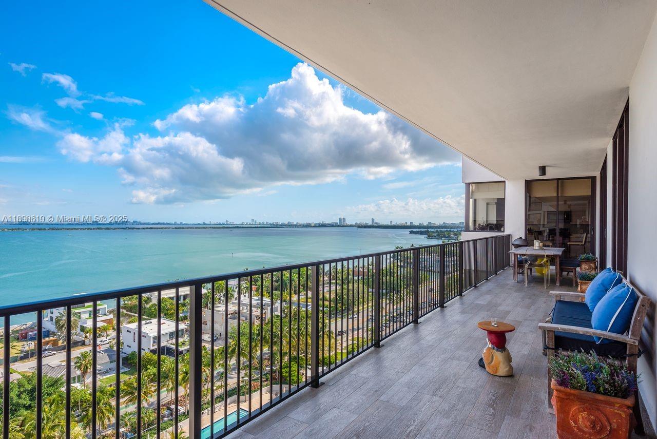 image One Venetian Way1