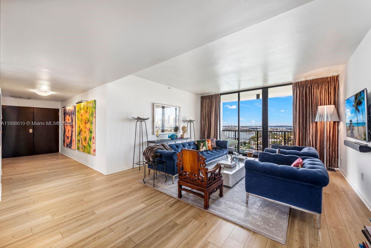 image One Venetian Way25