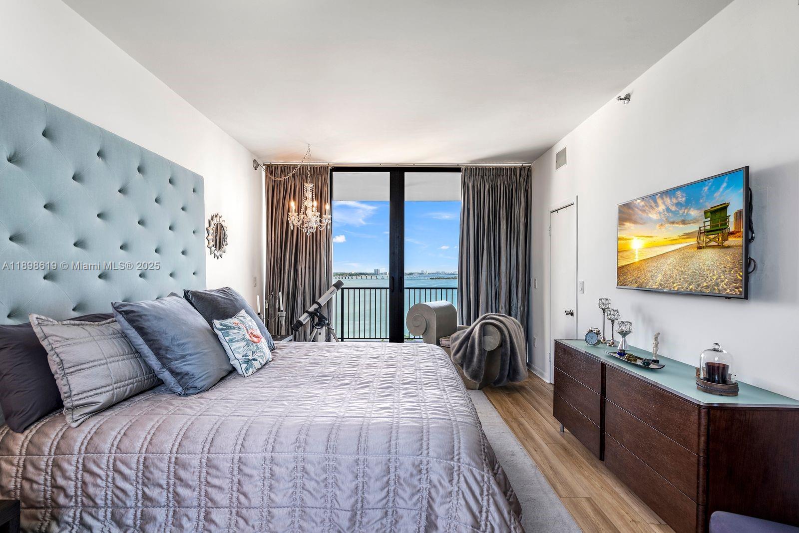 image One Venetian Way35