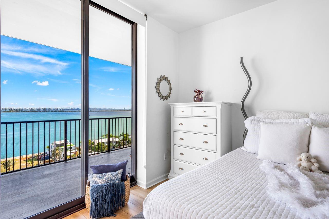 image One Venetian Way45