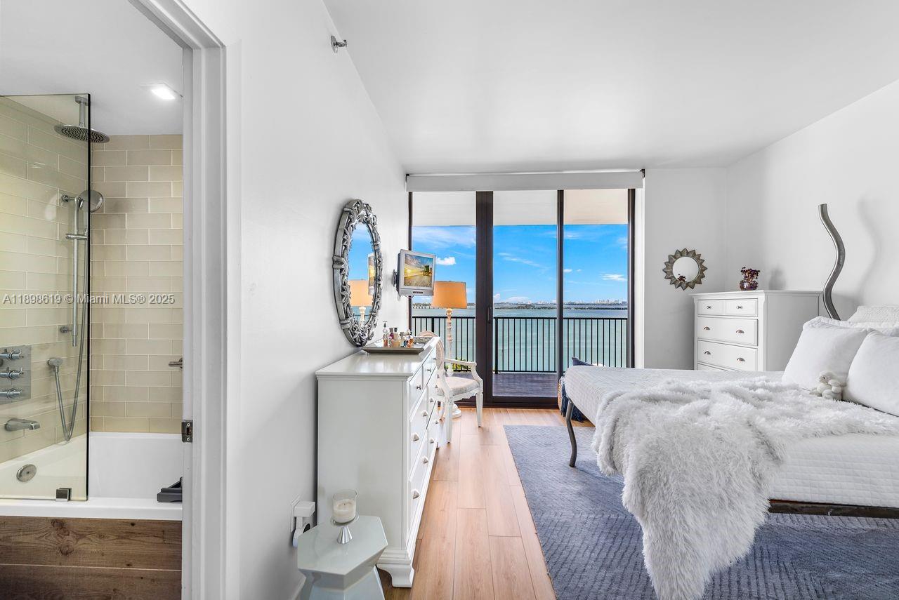 image One Venetian Way47