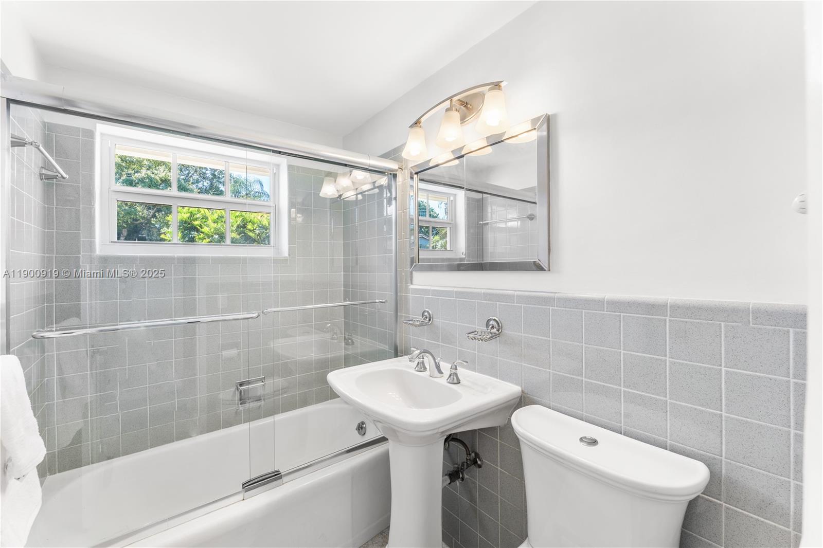 1625 SW 5th Ct Fort Lauderdale, FL 33312