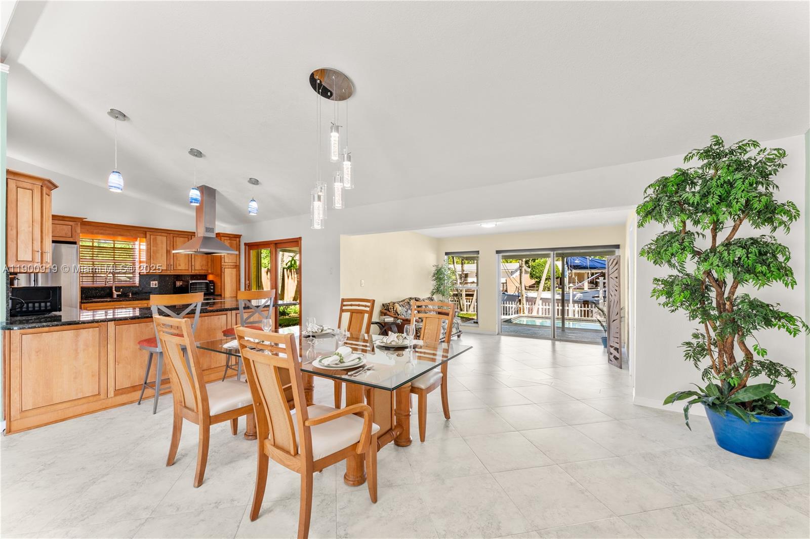 1625 SW 5th Ct Fort Lauderdale, FL 33312