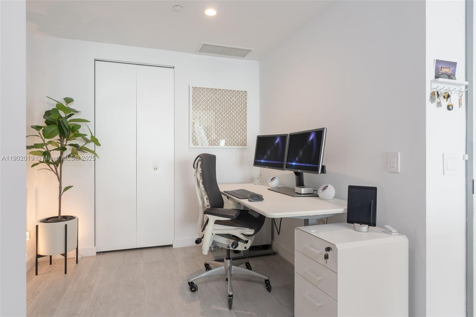 3131 NE 7th Ave #2202 Miami, FL 33137 3131 NE 7th Ave #2202 Miami, FL 33137