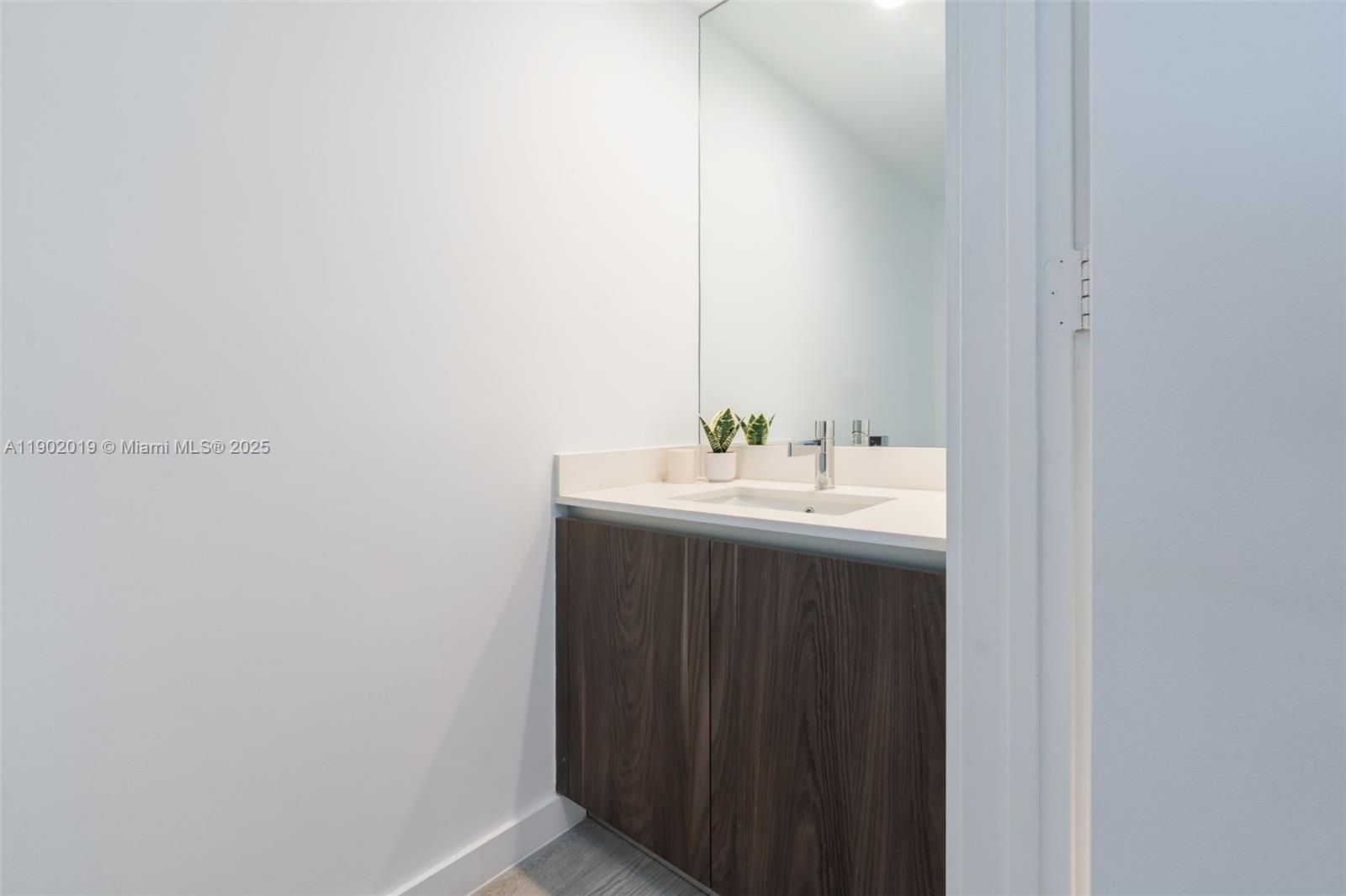 3131 NE 7th Ave #2202 Miami, FL 33137 3131 NE 7th Ave #2202 Miami, FL 33137