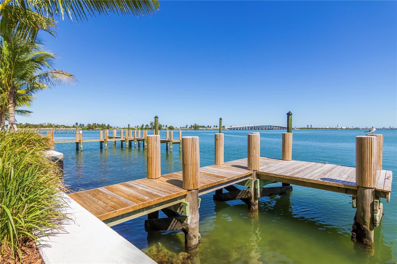 3131 NE 7th Ave #2202 Miami, FL 33137 3131 NE 7th Ave #2202 Miami, FL 33137